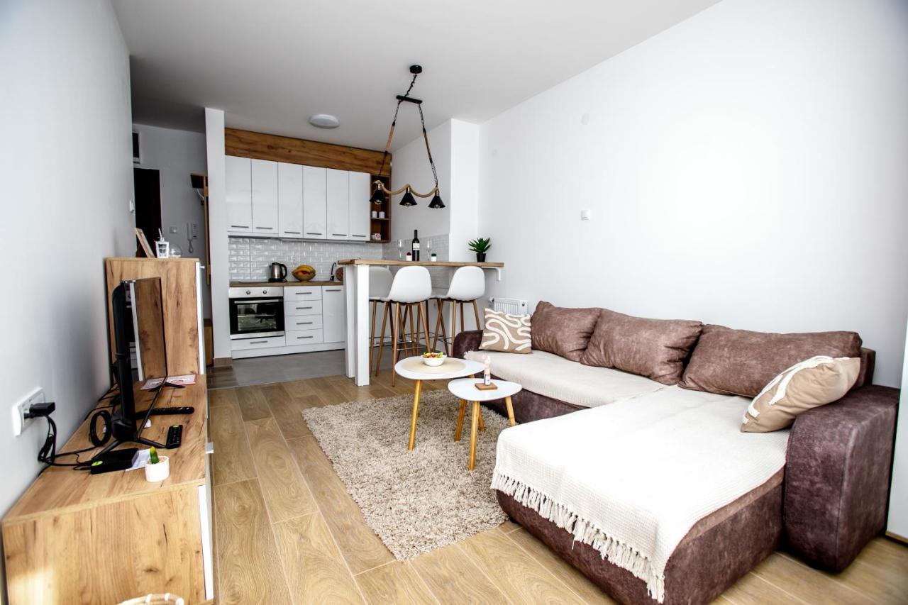 Apartman Minja 수보티차 외부 사진